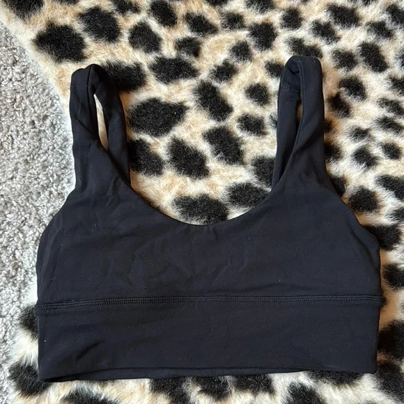 Lululemon Black Medium Support Sports Bra - Picture 2 of 2